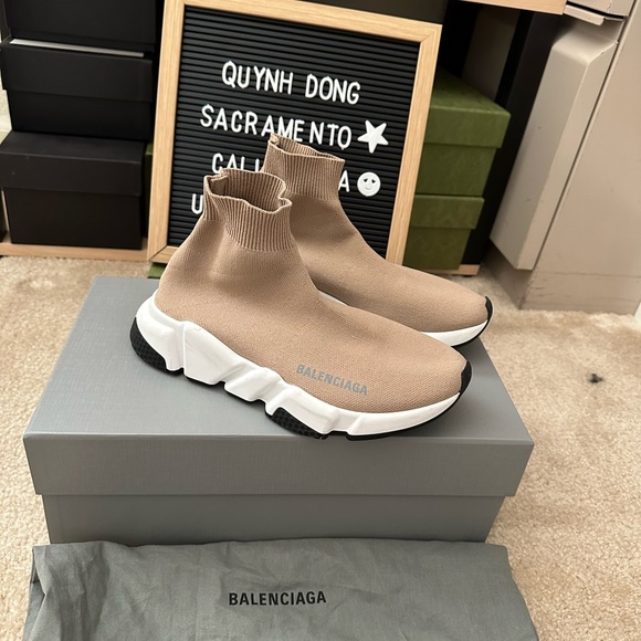 Authentic - Picture 10 of 10